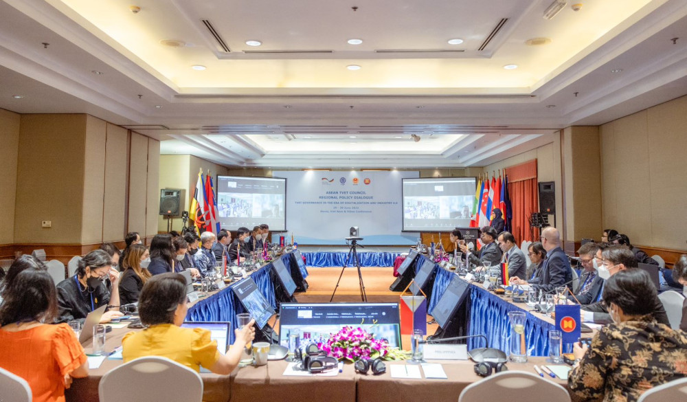 FPT Digital presents “Labour Market Data Researching” at the second ASEAN TVET Council Regional Policy Dialogue