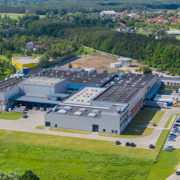 Chuyển đổi năng lượng trong doanh nghiệp sản xuất: Khởi đầu từ các giải pháp năng lượng tái tạo