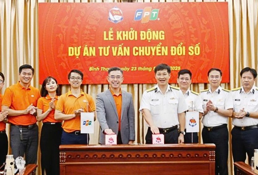 Tổng Công ty Tân Cảng Sài Gòn khởi động chuyển đổi số toàn diện: Tăng tốc hiện đại hóa, hướng tới doanh nghiệp cảng biển – logistics thông minh và bền vững
