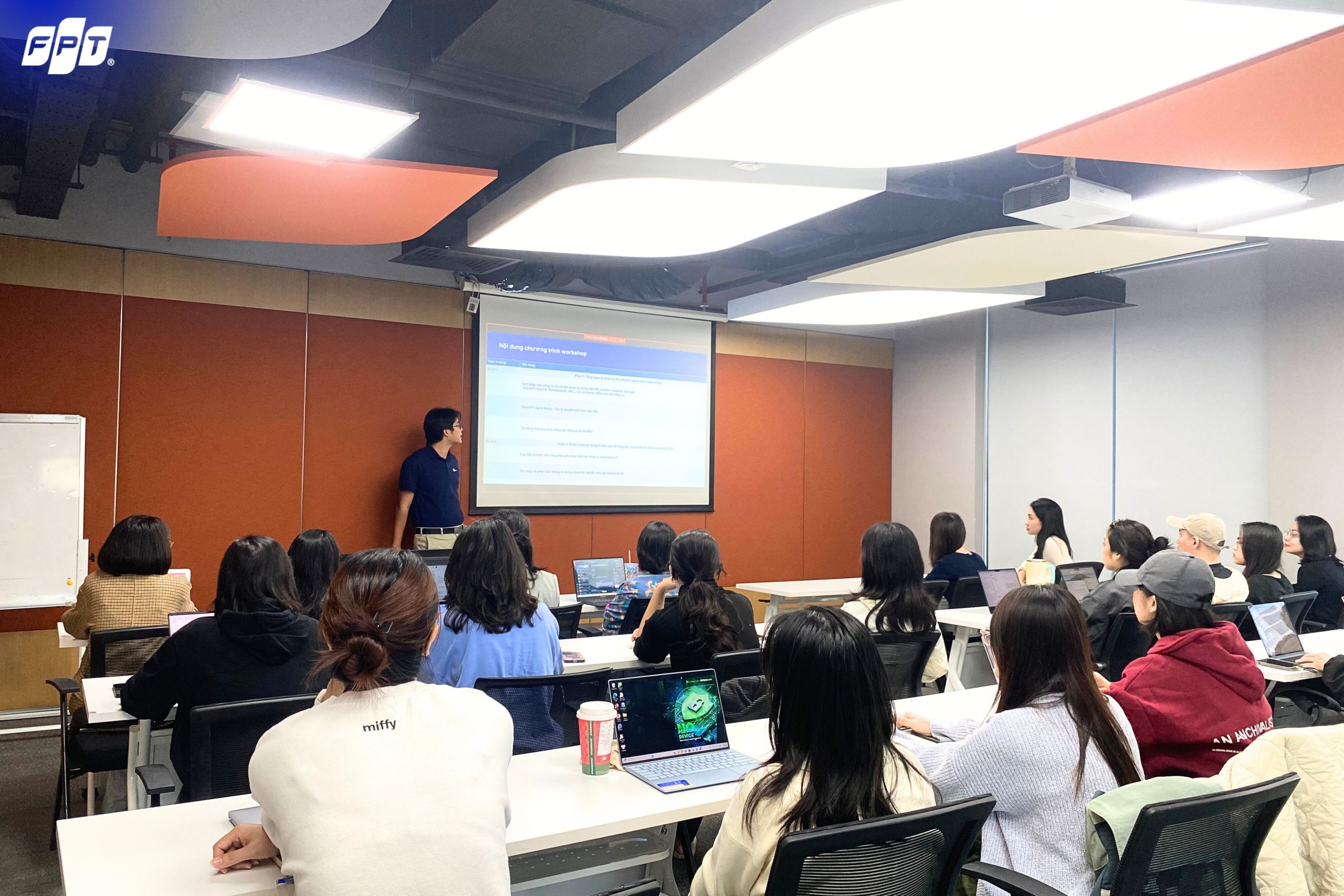 khai mở sức mạnh ai trong tự động hoá và thúc đẩy hiệu suất ngành truyền thông - marketing