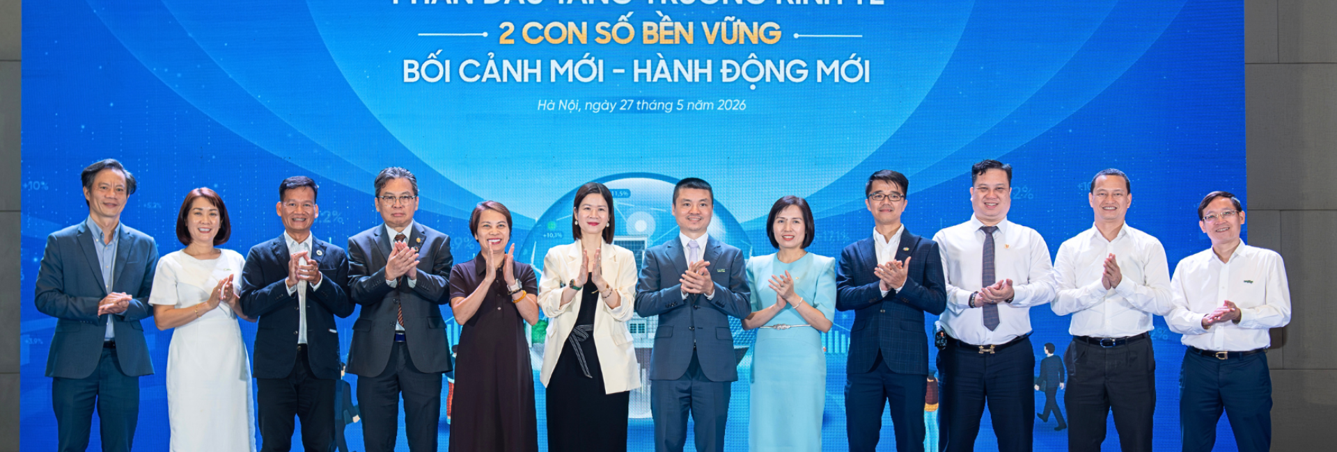 Doanh nghiệp muốn tăng trưởng 2 con số phải đồng bộ AI – Số – Xanh
