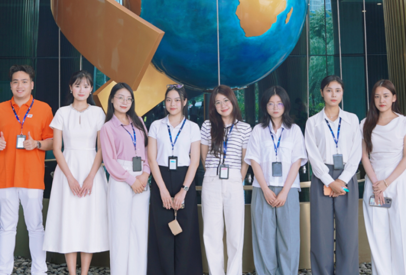 AI thu hẹp khoảng cách công nghệ, con người tạo sự khác biệt